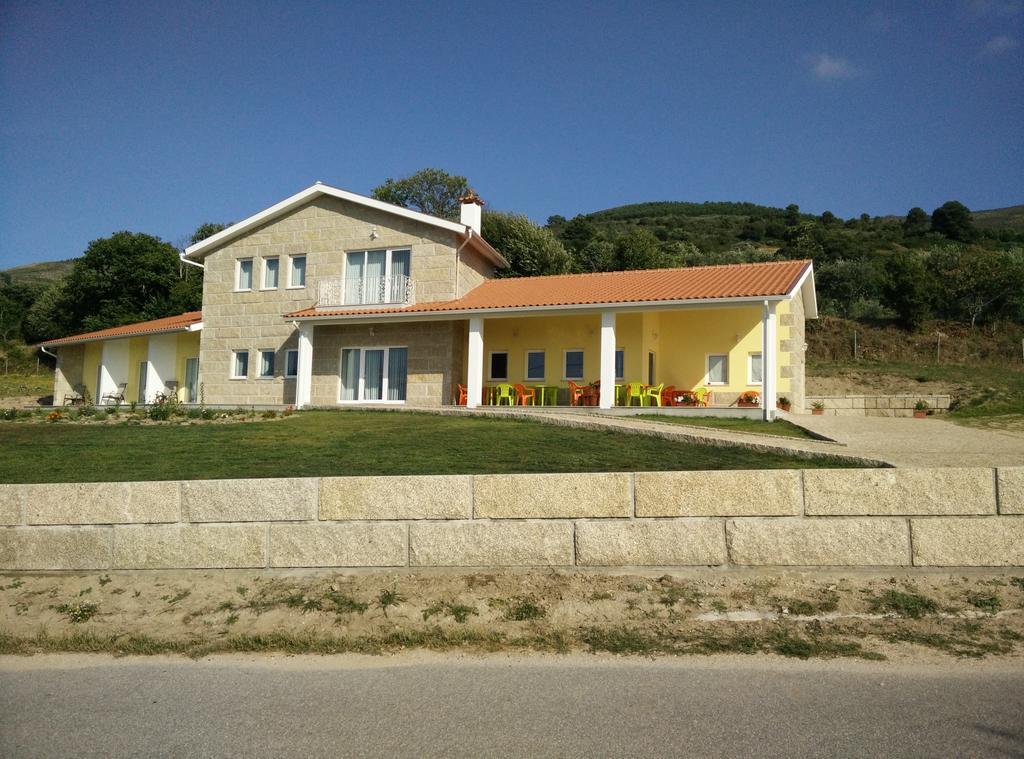 Agroturismo A Fidalga 利尼亚雷斯 外观 照片
